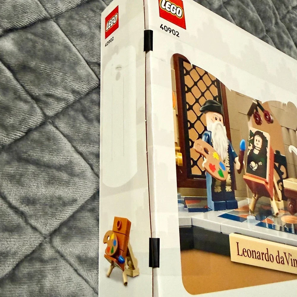 LEGO #40902 Tribute to Leonardo da Vinci GWP Limited Edition Building Set NEW - Picture 7 of 9